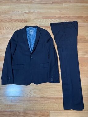 Appaman Boys Suit Jacket and Matching Pant (adjustable waist), Size 16.